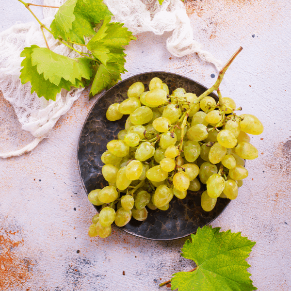 Seedless White Grapes - Image 2